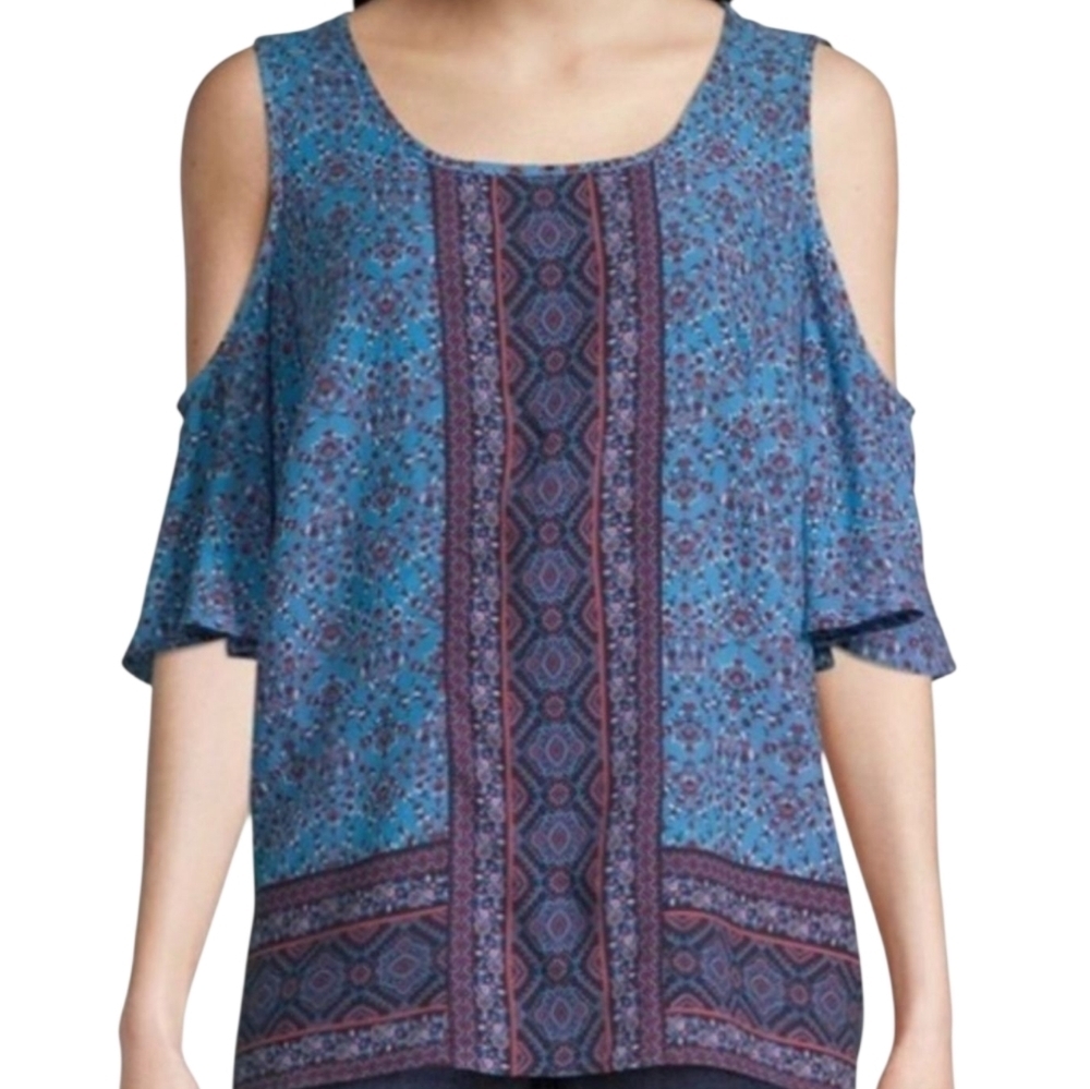 St. John's Bay Blue Patterned Cold Shoulder Top